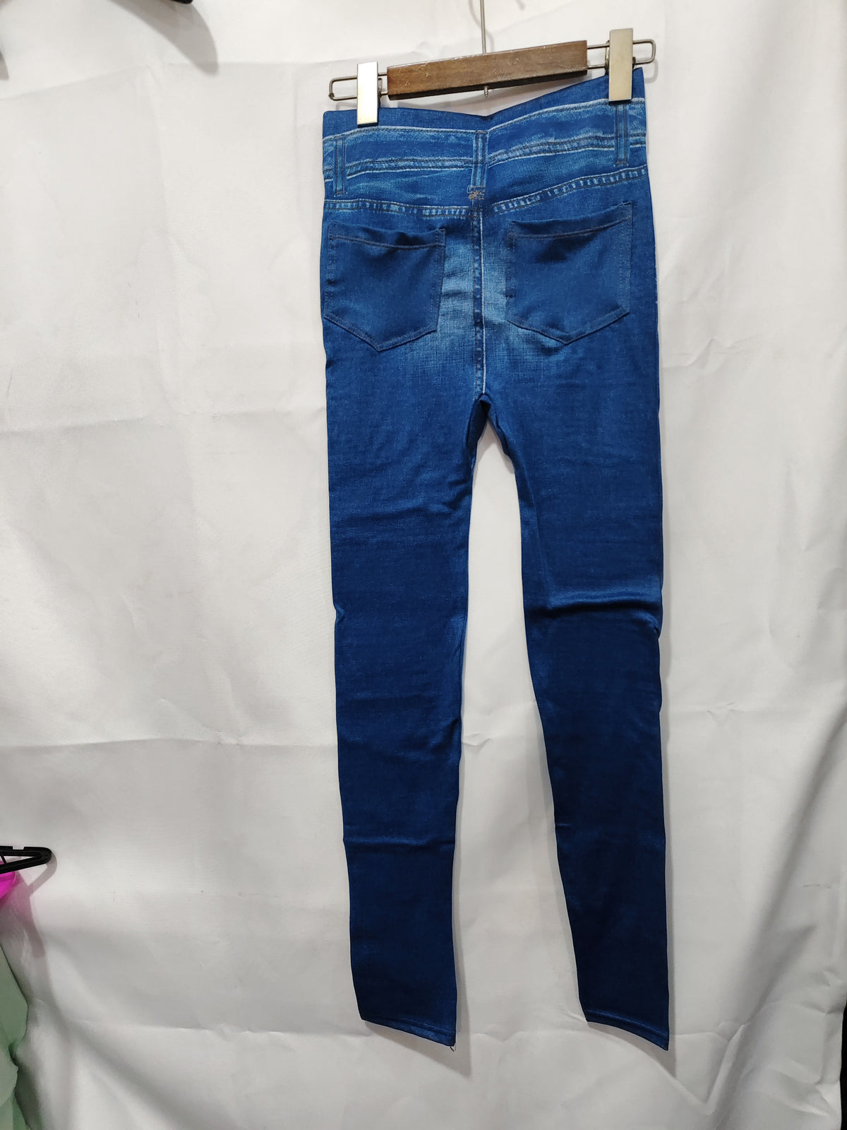 c540ce844a104d91e5f61504dae40a0e